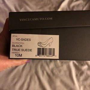 Black Vince Camuto pumps